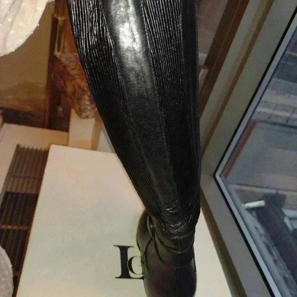 Luca Grossi knee high black boots 40 gently used - Picture 4 of 16